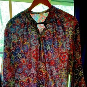 Ladies blouse - Large. New with tags